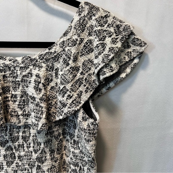Anthropologie Dolan Left Ciast Savannah Leopard Print Ruffle Asymmetrical Top XS - Picture 7 of 7